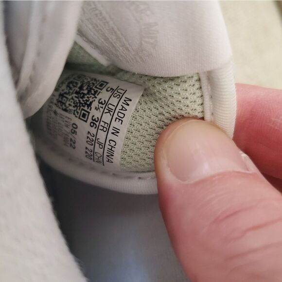 ✨ ADIDAS ✨ Forum Mid Sneaker in White/ Linen Green - [Women's size 5] - Picture 15 of 16